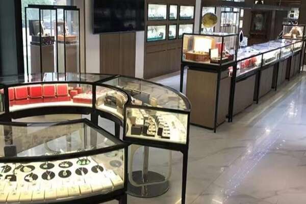 马鞍山雨山区奢侈品回收